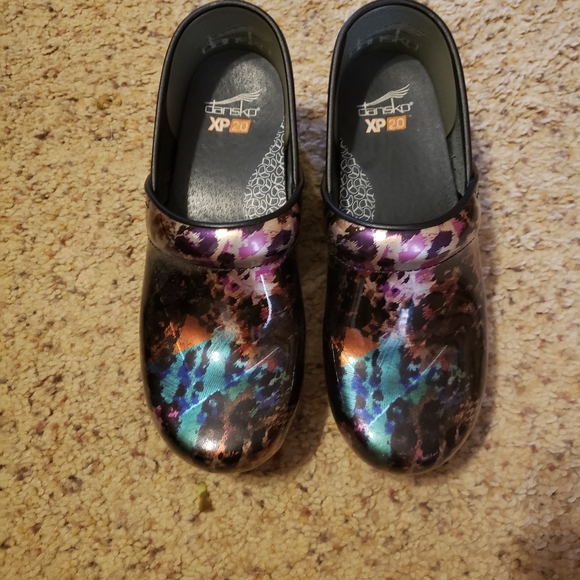 Dansko Shoes - Dansko